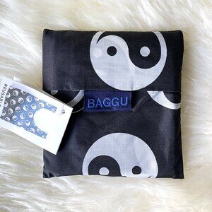 NWT Standard Baggu - Yin Yang